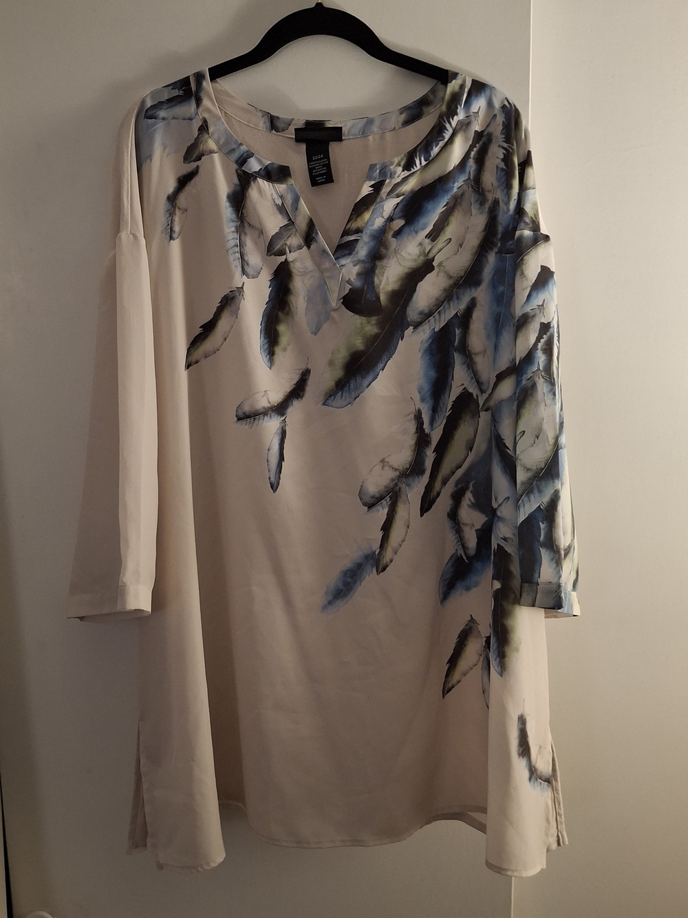 Lane Bryant Women's Cream Tunic Top with Blue Feather Print
